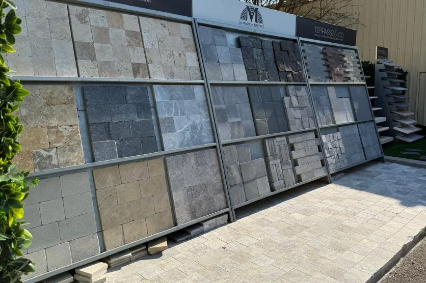 Le Studio Raboni un grand choix de pavé et carrelage terrasse à Coignières 78